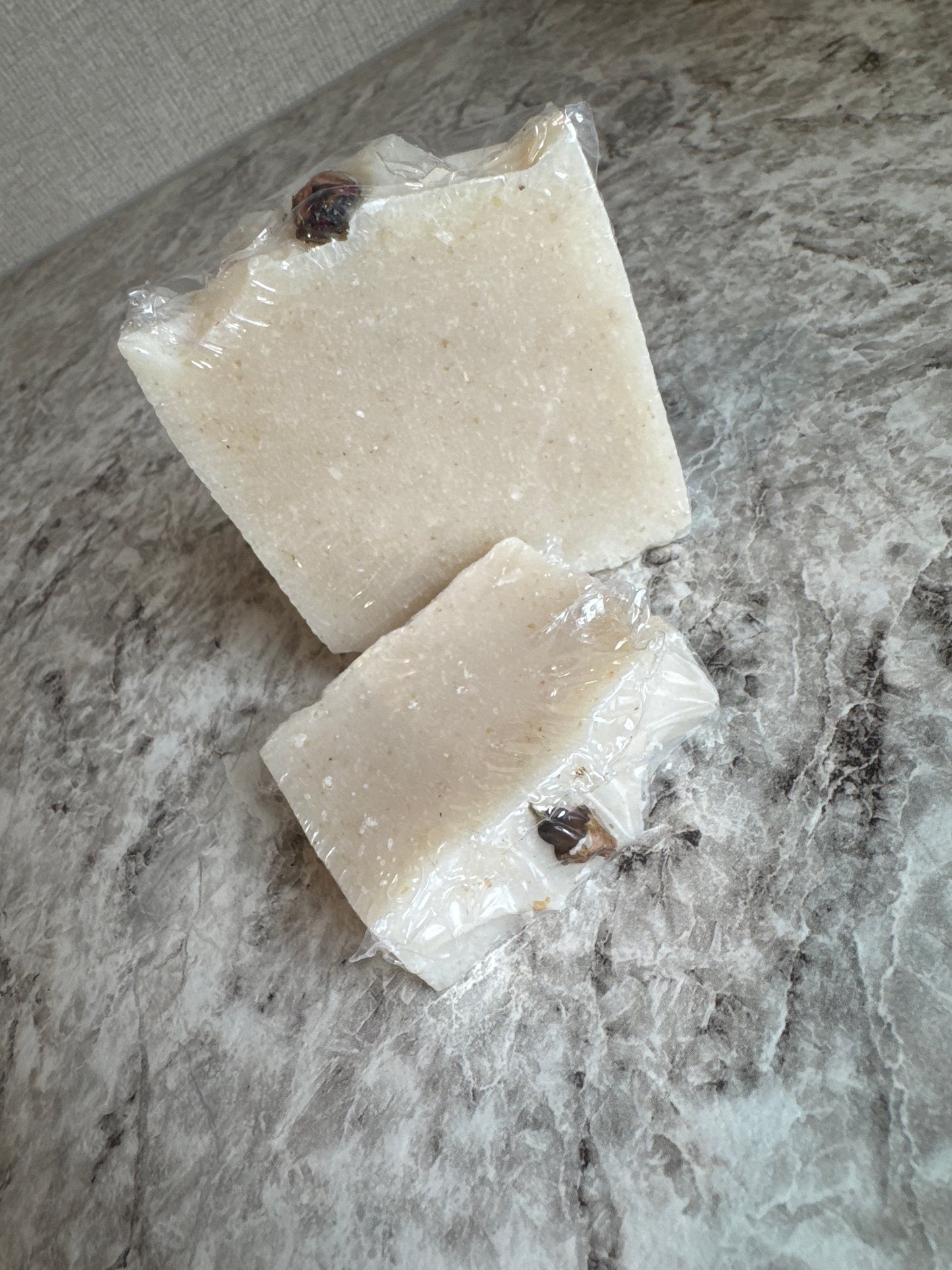 Giana bars